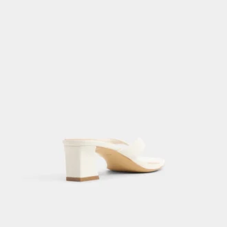 Hazy Tångsandal med blockklack