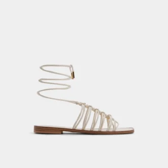 Unoma Platt sandal med remmar